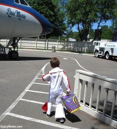 Bucket list item: Graceland! Pictured: Little Boy dressed as Elvis headed out to catch the Lisa Marie! See more of the (wonderfully) tacky Graceland: gypsynester.com/... #travel #memphis #usa