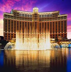 Bellagio, Las Vegas, Nevada... Stayed here on our Honeymoon, but would love to go back soon!!! - Double click on the photo to Design & Sell a #travel itinerary to #LasVegas at www.guidora.com