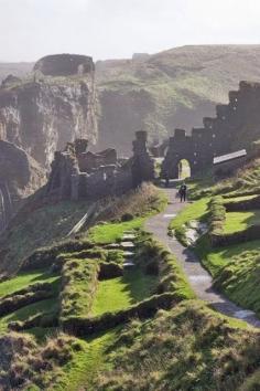 The ruins of Tintagel Castle, Cornwall, UK