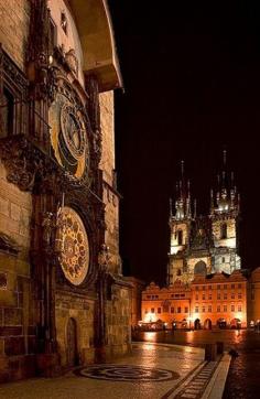 
                    
                        Prague Astronomical Clock, Old Time Square, Czech Republic
                    
                