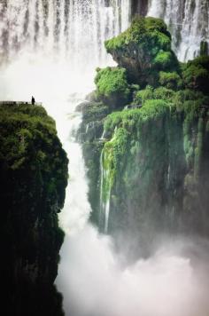 
                    
                        A muse for fantasy worlds is The Cataratas of Iguazu, Argentina... #travel #wanderlust #waterfall #adventure
                    
                