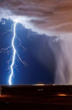 
                    
                        Stormy night in Albuquerque, New Mexico, USA
                    
                
