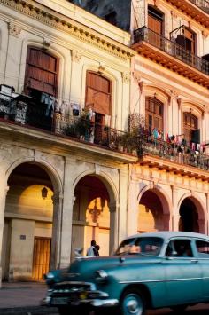 
                    
                        Cuba: As relations warm, a Caribbean island is within reach. / #2 on @The New York Times's list of 52 Places to Go in 2015
                    
                