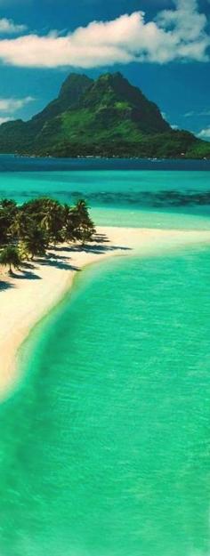 
                    
                        Beautiful Sea, Bora Bora, French Polynesia
                    
                