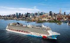 
                    
                        The Norwegian Breakaway sets sail from New York City on a 7-day trip to Bermuda. (From: PHOTOS: Dream Trips You Can Actually Afford)
                    
                
