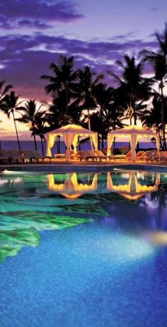 
                    
                        With nine pools, this #Maui resort is sure to impress. #Hawaii
                    
                