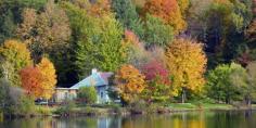 
                    
                        50 Small Towns Across America With the Most Beautiful Fall Foliage  - Veranda.com
                    
                