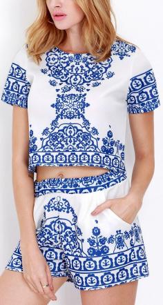 
                    
                        Floral Crop Top With Shorts from SheIn. Yes!
                    
                