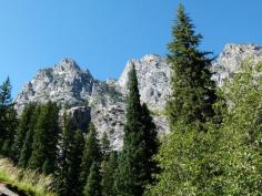 
                        
                            Tips for Hiking to Hidden Falls in Grand Teton National Park
                        
                    