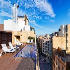 This luxurious hotel features a convenient location in Enric Granados street, just a few steps from Passeig de Gràcia, Ravine Catalunya and Diagonal Avenue. It is around 14 kilometres from the airport and just 800 metres from the railway station, providing easy access to other beautiful areas of the region. An authentic artistic treasure, this hotel features a beautiful collection of original works from popular artists such as Joan Miró or Miquel Barceló. The floors pay homage to celebrated contemporary artists including Joan Miró, Antoni Tàpies and Andy Warhol. The onsite dining options include an exclusive outdoor terrace where to sit back with a cocktail and a restaurant serving delicious specialities. Those travelling on business will find all the necessary services and amenities to guarantee the successful of any event.
