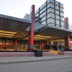 Hotel Features: Each of the 300 rooms at the 15-story Sands Casino, which opened in May 2011, has free Wi-Fi, a 42-inch flat-panel cable HDTV and a media hub for electronics. Non-smoking rooms are available. Guests receive a free continental breakfast each morning. You'll find seven restaurants on-site, including three by celebrity chef Emeril Lagasee. For nightlife beyond gambling, the hotel hosts the Molten Lounge and Vision Bar nightclub. Live concerts are held at the in-house Sands Bethlehem Event Center. The property has a 24-hour front desk, a business center with fax and photocopy services, a fitness room, indoor pool. The in-house casino features 3,000 slot machines and 130 table games (including 30 poker tables). Self-Parking is complimentary, but there's a fee for Valet service.