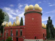Dali's Figueres Museum & Girona 