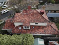 Team of Roof experts to help you with roof restoration and repairs in Balwyn. We cover all of your roofing needs at affordable rates! Call us Today and book FREE roof inspection.